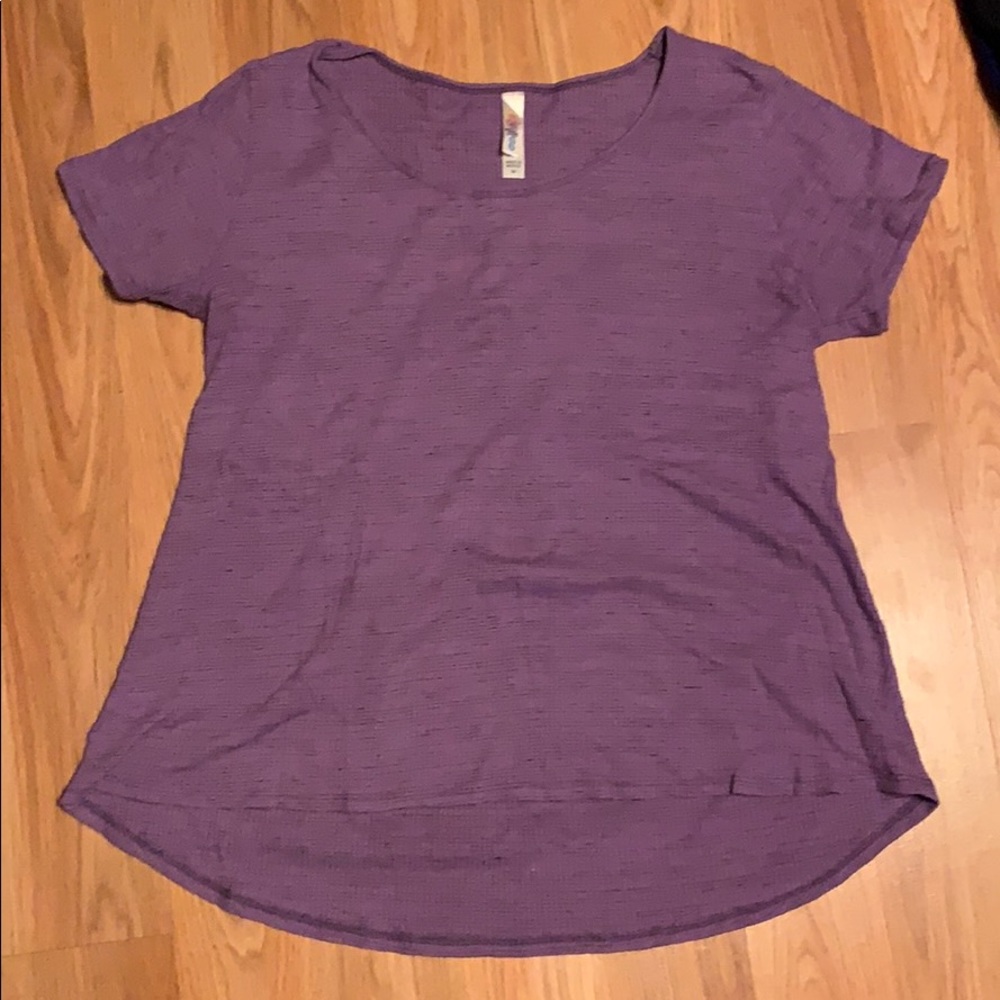 Lularoe Classic Tee